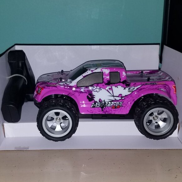 Double E F-150 Raptor RC Racing Truck – 4WD 20+ km/h Remote Control Car - Picture 5 of 5